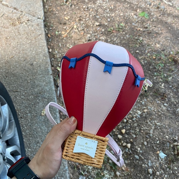 kate spade Handbags - Kate spade hot air balloon bag